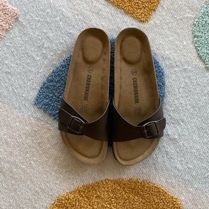Cushionaire Luca One Band Cork Footbed Sandal
